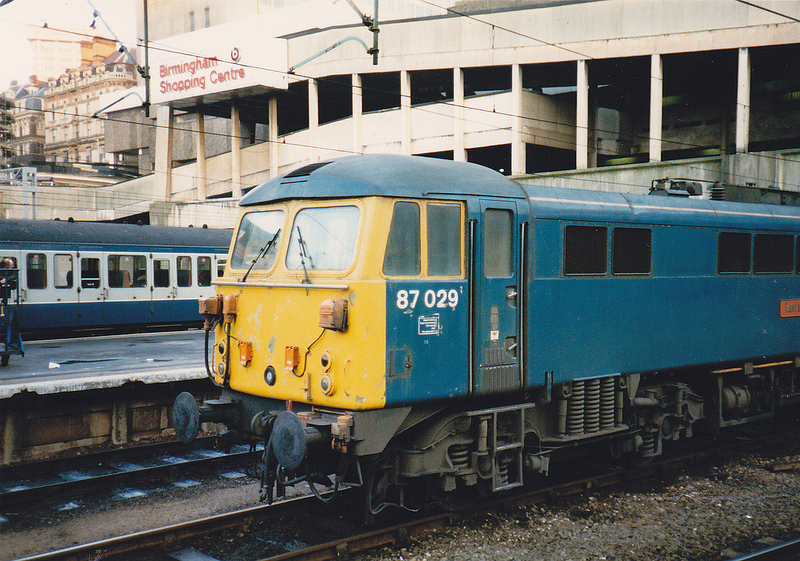 9512203644_a858cca560_c